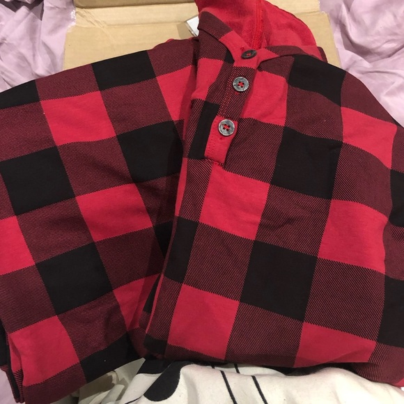 [SMASH + TESS] PRESENT IN PLAID GUY ROMPER RED BUFFALO PLAID - Picture 2 of 4